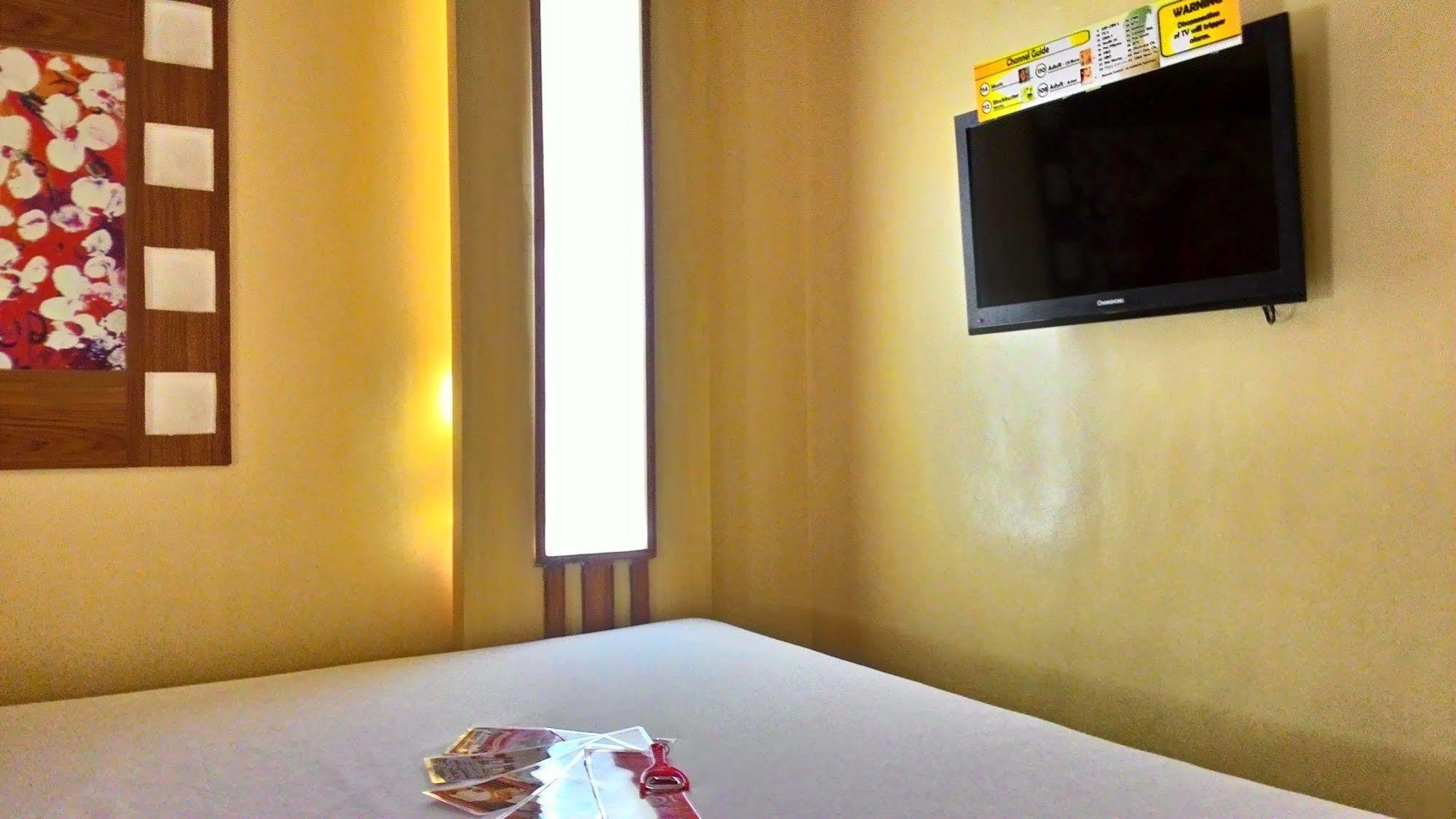 Hotel Sogo Edsa Cubao Quezon City Exterior photo