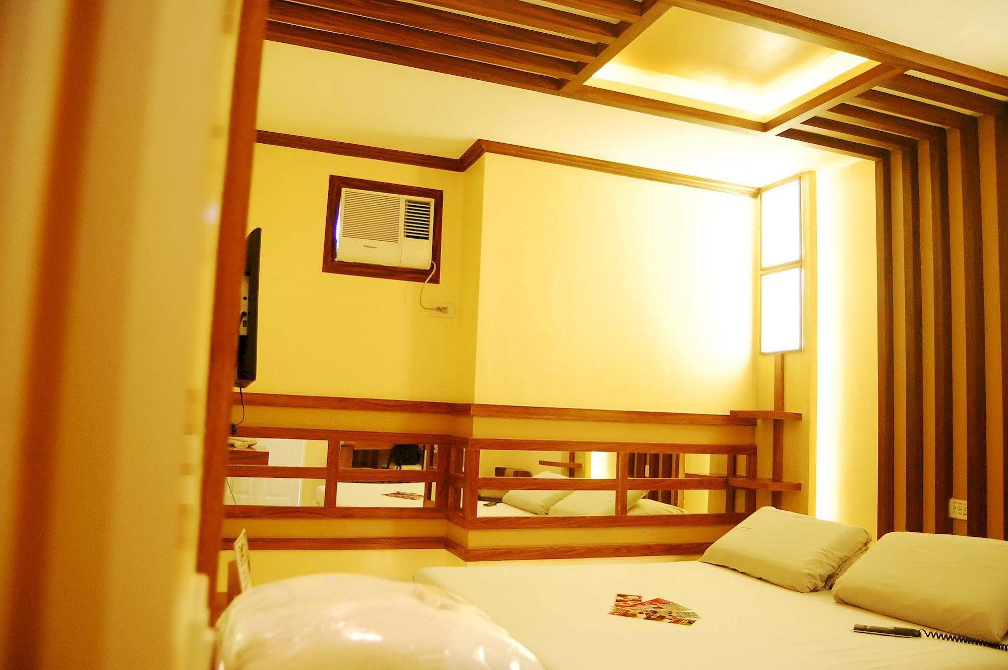 Hotel Sogo Edsa Cubao Quezon City Exterior photo
